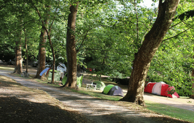 AUX P'TITS CAMPINGS trouver un petit camping en Nouvelle Aquitaine Le Clave